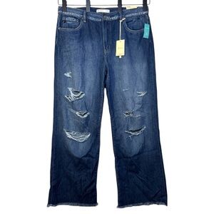 NWT Kancan High Rise Wide Leg distressed denim raw hem jeans 31 but measures *36